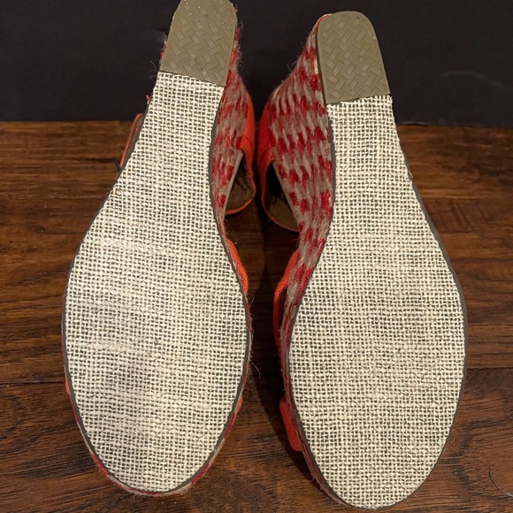 Toms Espadrille Wedge Sandals - Picture 6 of 6
